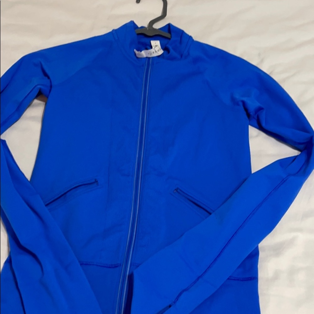 Lululemon open stride run bomber